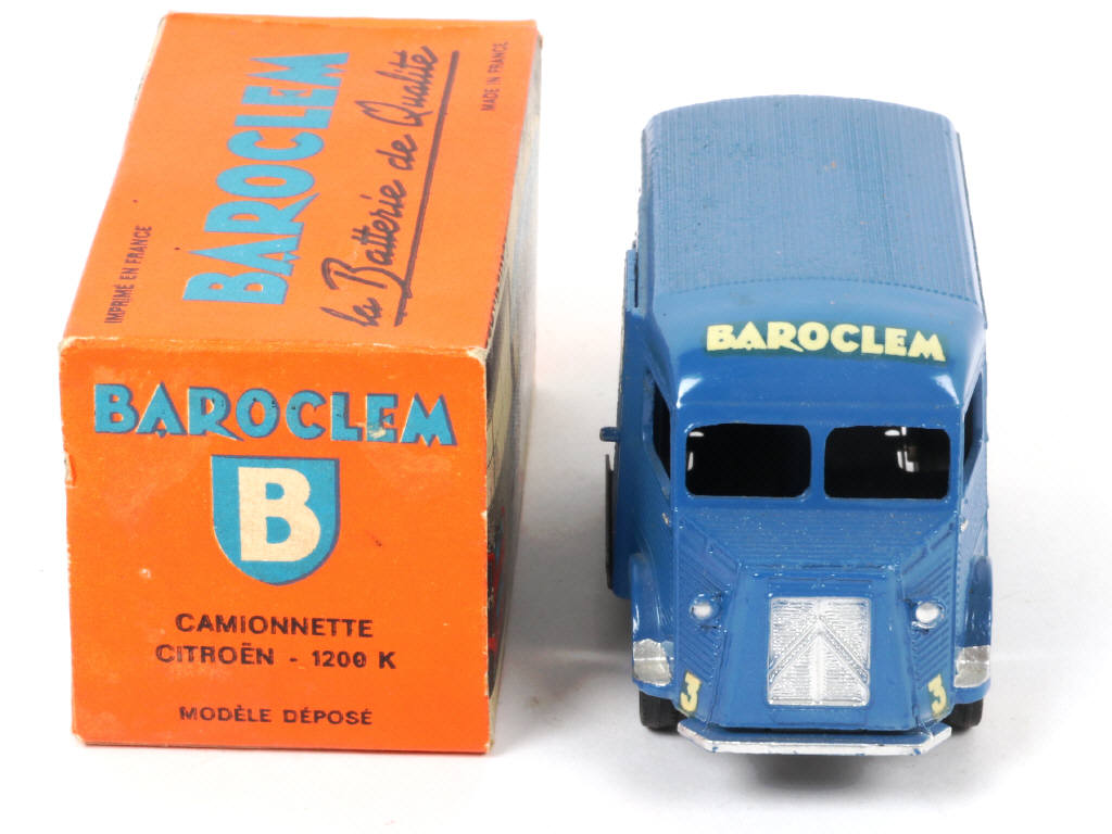 Lot 588 - DINKY TOYS (FRANCE) (2)