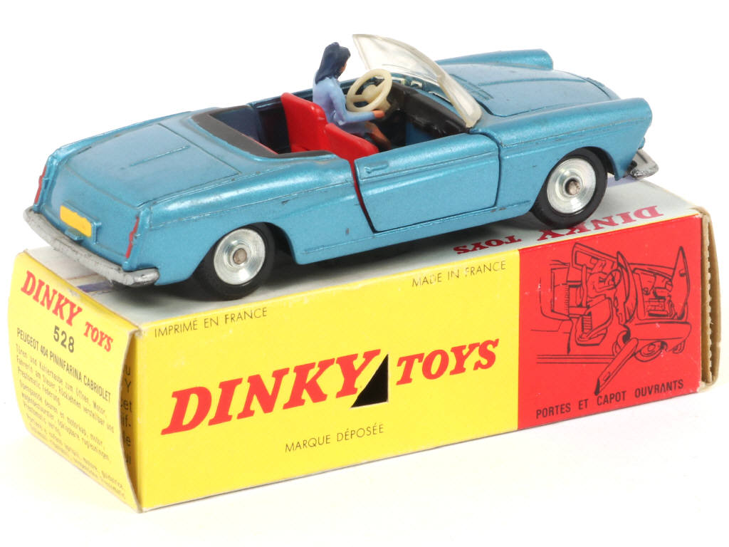 Lot 542 - DINKY TOYS (FRANCE) (1)