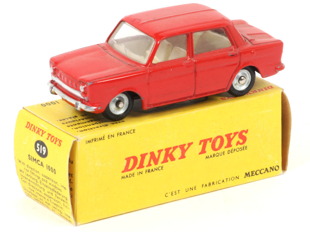 Lot 570 - DINKY TOYS (FRANCE) (1)