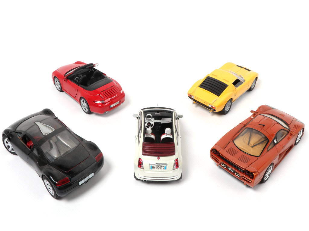 Lot 99 - DIVERS (5)
