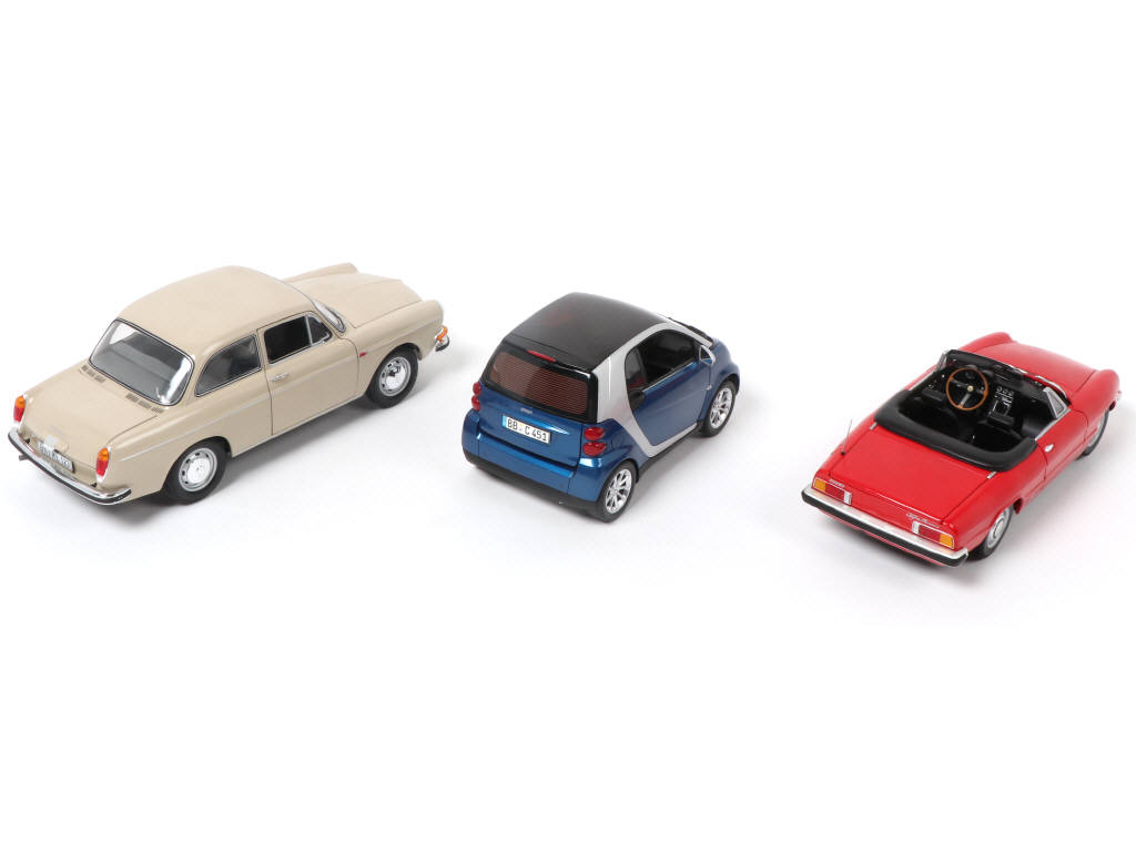 Lot 202 - MINICHAMPS (ALLEMAGNE) (3)