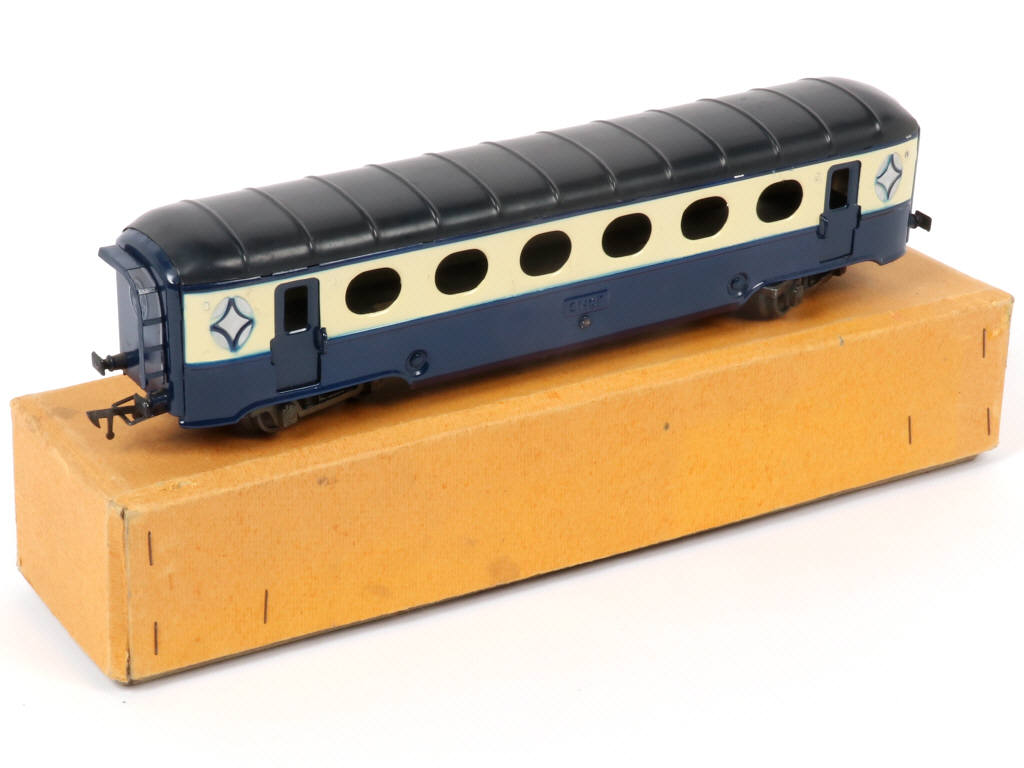Lot 38 - JEP (FRANCE) (1)