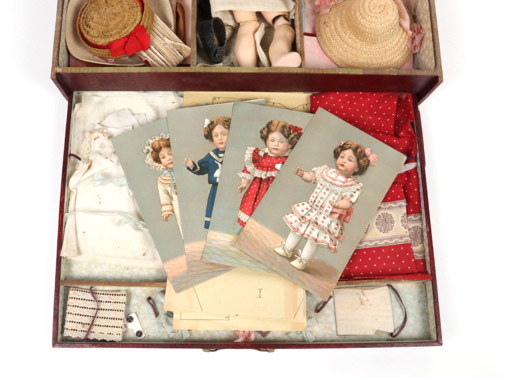 Lot 21 - W-CO PARIS (FRANCE) (1)