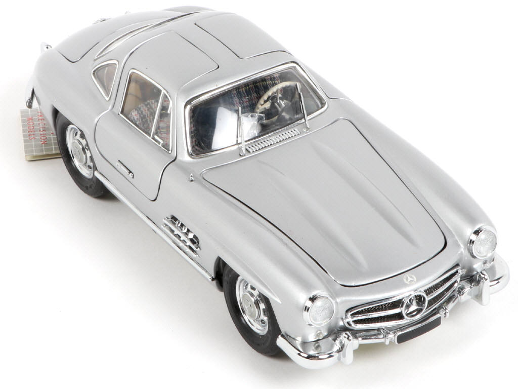 Lot 122 - FRANKLIN MINT (USA) (1)