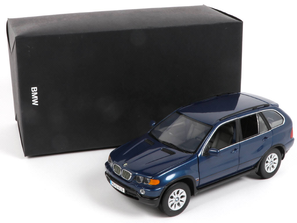 Lot 93 - KYOSHO (JAPON) (1)