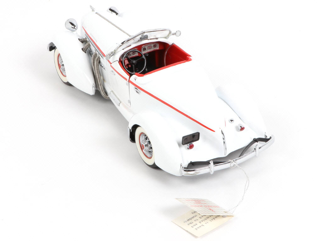 Lot 136 - FRANKLIN MINT (USA) (1)