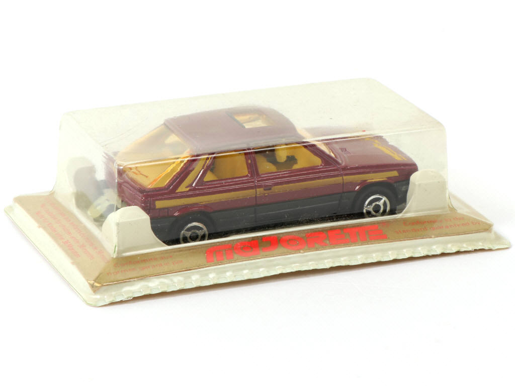 Lot 154 - MAJORETTE (FRANCE) (1)