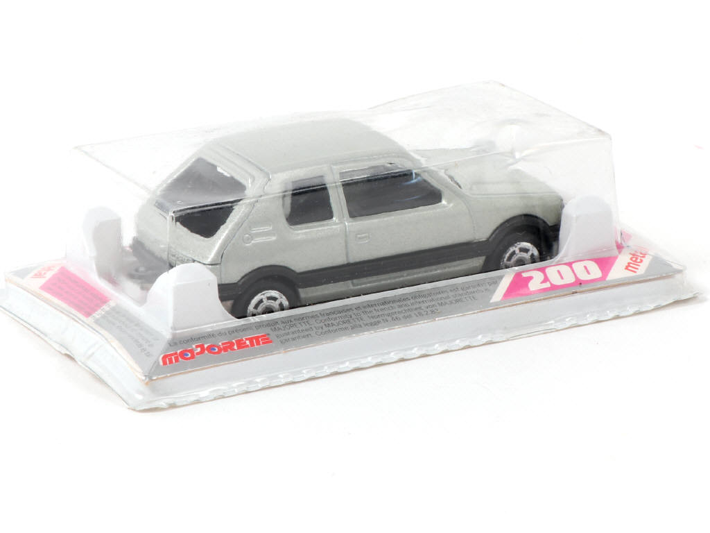 Lot 172 - MAJORETTE (FRANCE) (1)