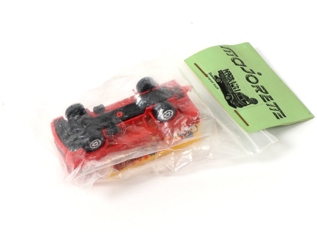 Lot 111 - MAJORETTE (FRANCE) (1)