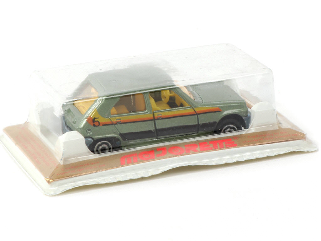 Lot 165 - MAJORETTE (FRANCE) (1)