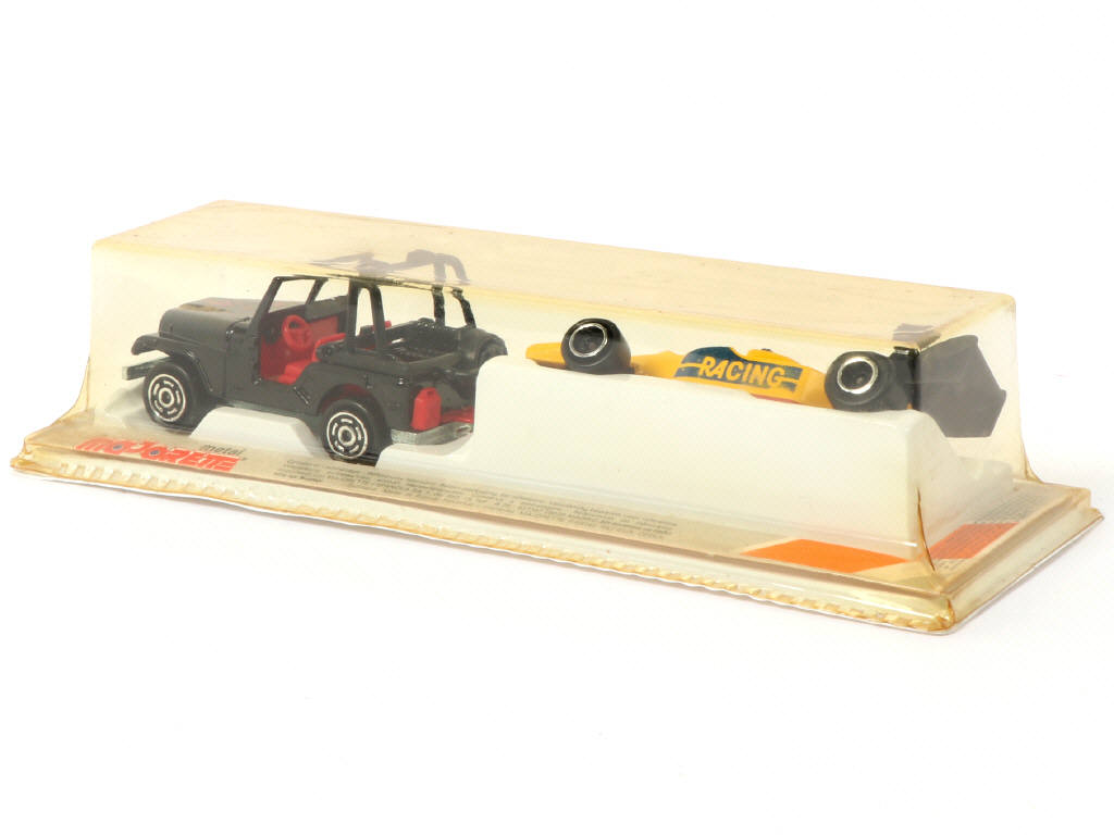 Lot 202 - MAJORETTE (FRANCE) (1)