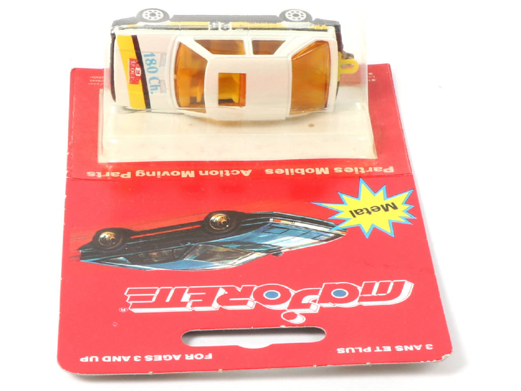 Lot 153 - MAJORETTE (FRANCE) (1)