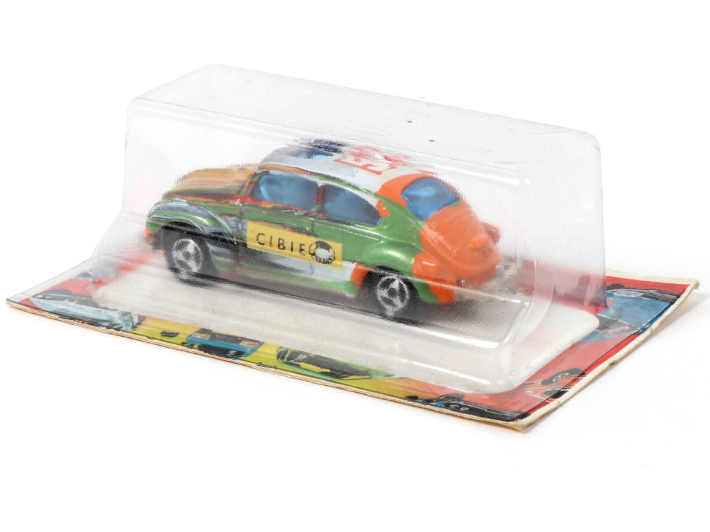 Lot 32 - MAJORETTE (FRANCE) (1)