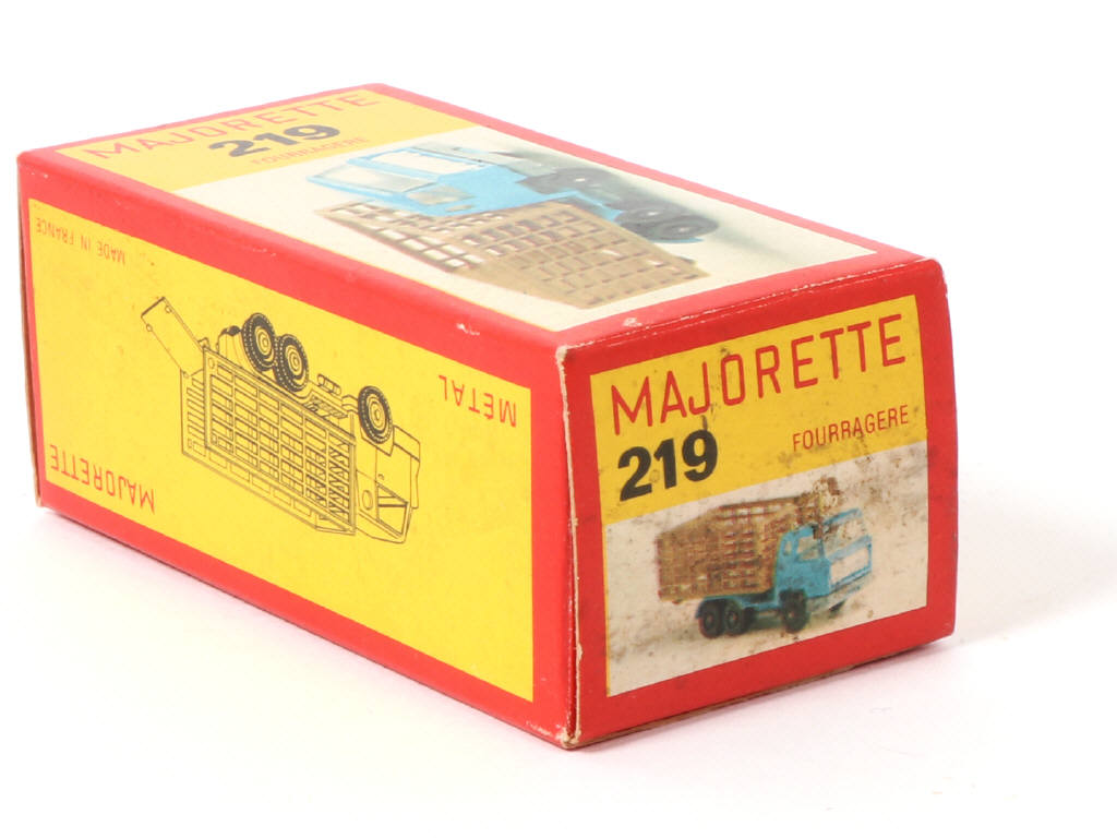 Lot 64 - MAJORETTE (FRANCE) (1)