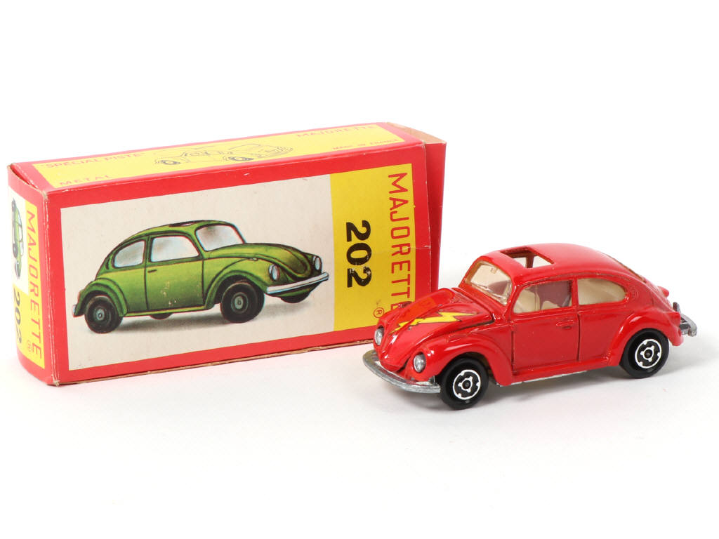 Lot 27 - MAJORETTE (FRANCE) (1)