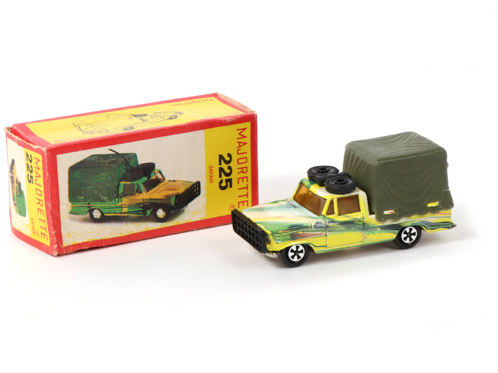 Lot 80 - MAJORETTE (FRANCE) (1)