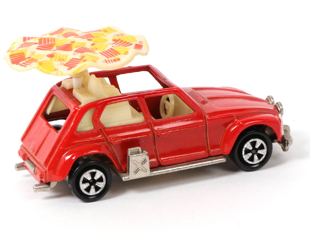 Lot 101 - MAJORETTE (FRANCE) (1)