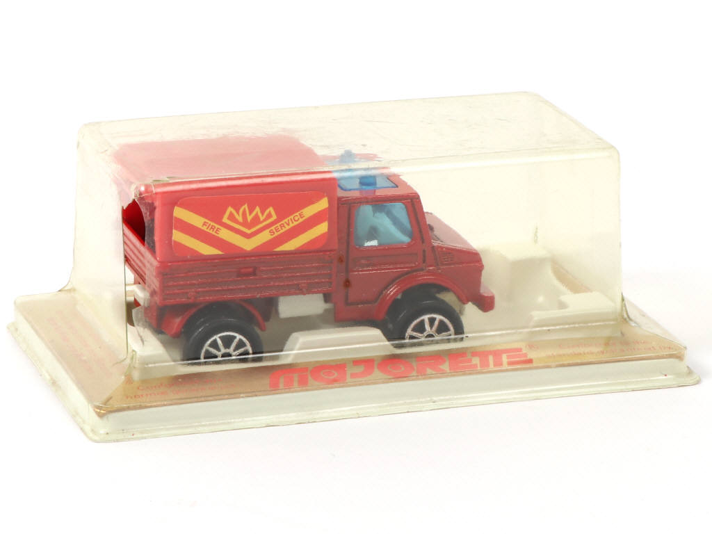 Lot 77 - MAJORETTE (FRANCE) (1)