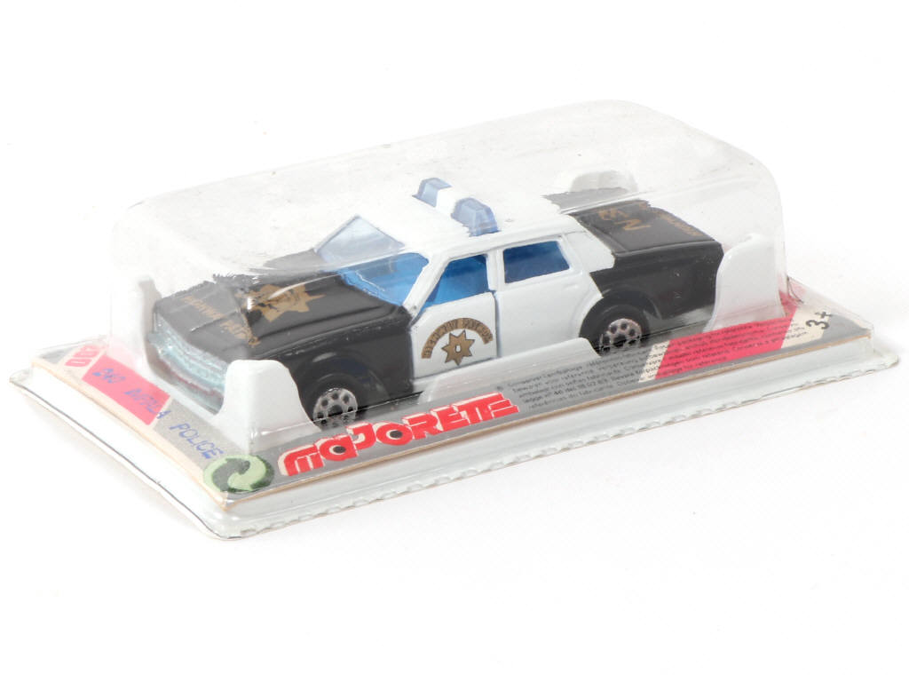 Lot 106 - MAJORETTE (FRANCE) (1)