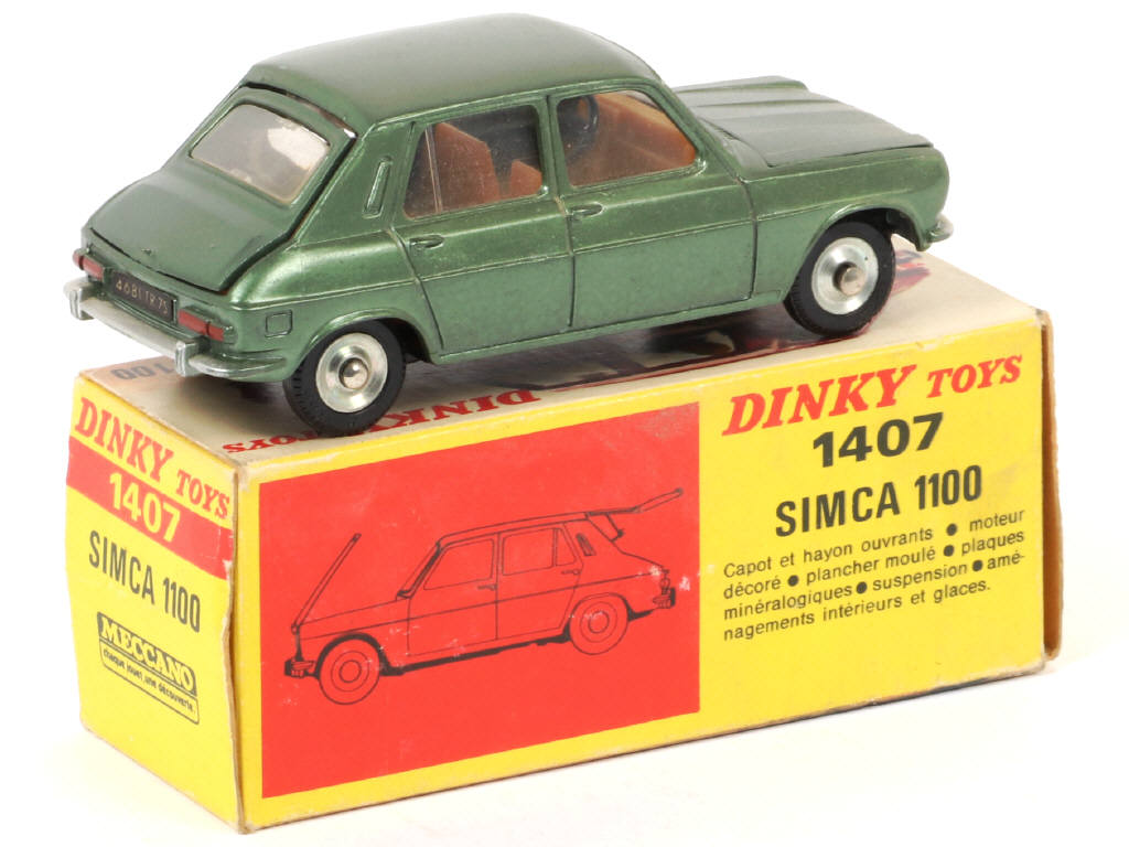 Lot 346 - DINKY TOYS (FRANCE) (1)