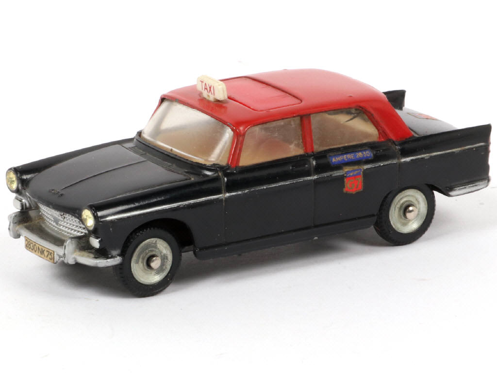 Lot 281 - DINKY TOYS (FRANCE) (1)