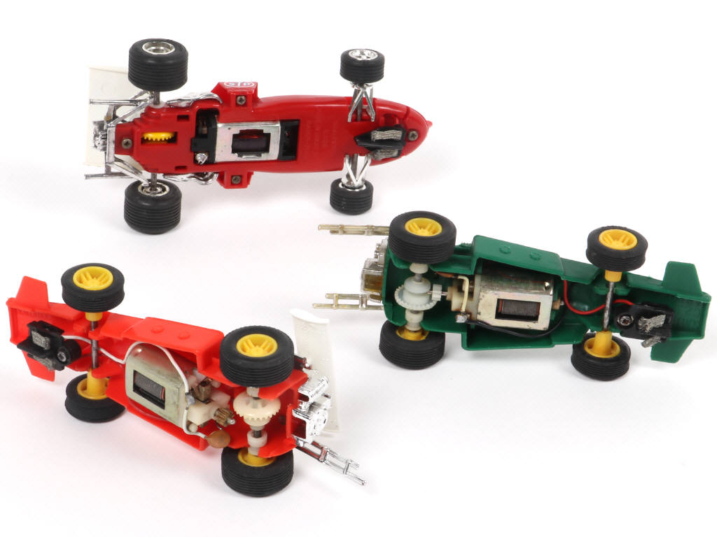 Lot 170 - SCALEXTRIC (GB) (3)