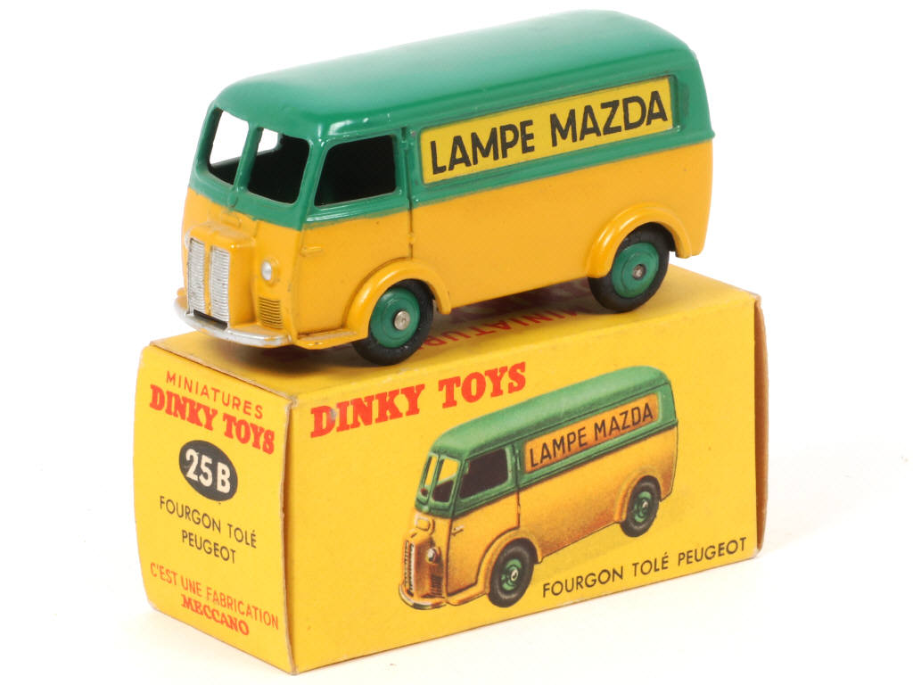 Lot 354 - DINKY TOYS (FRANCE) (1)
