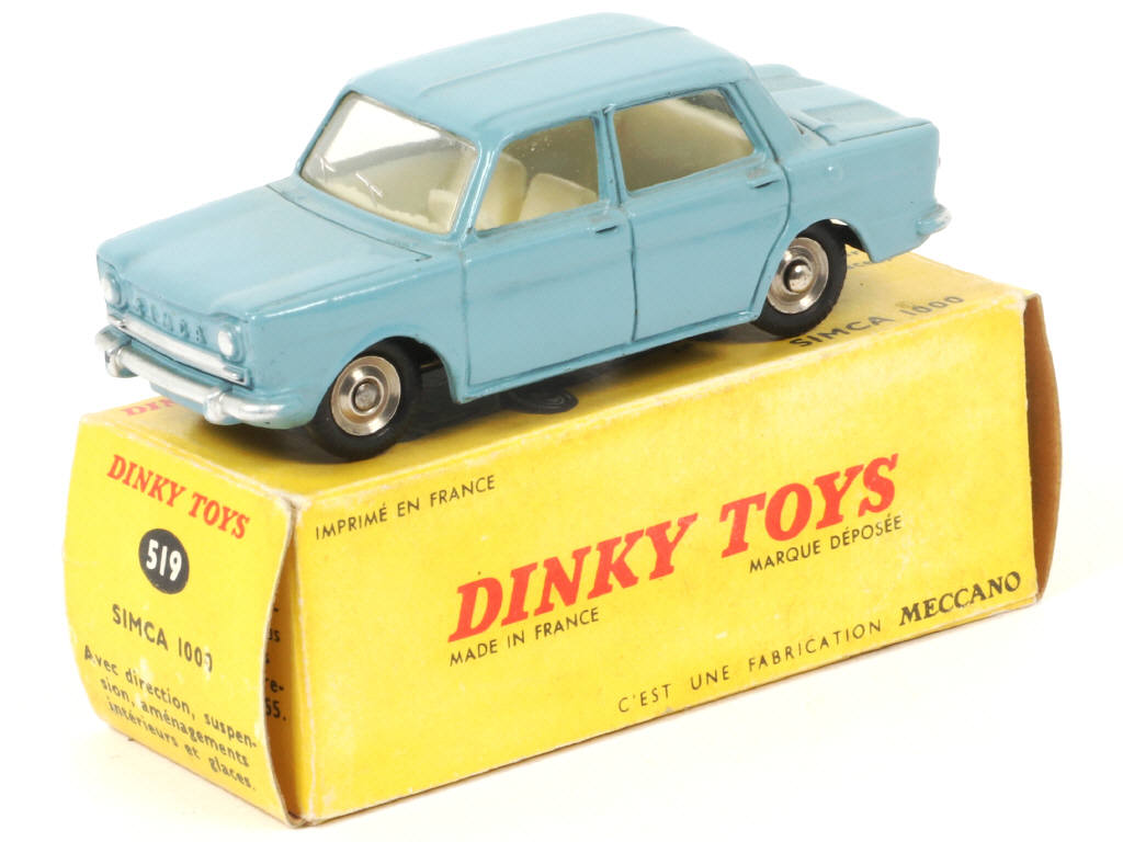 Lot 327 - DINKY TOYS (FRANCE) (1)