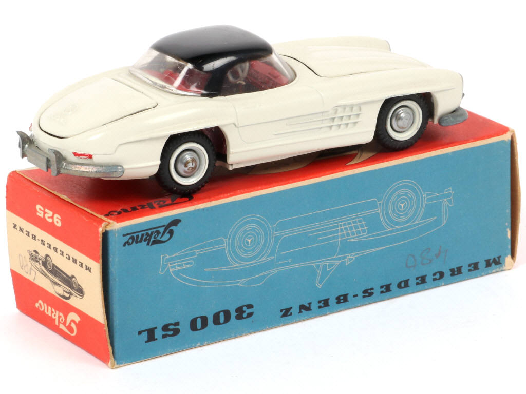 Lot 51 - TEKNO (DANEMARK) (1)