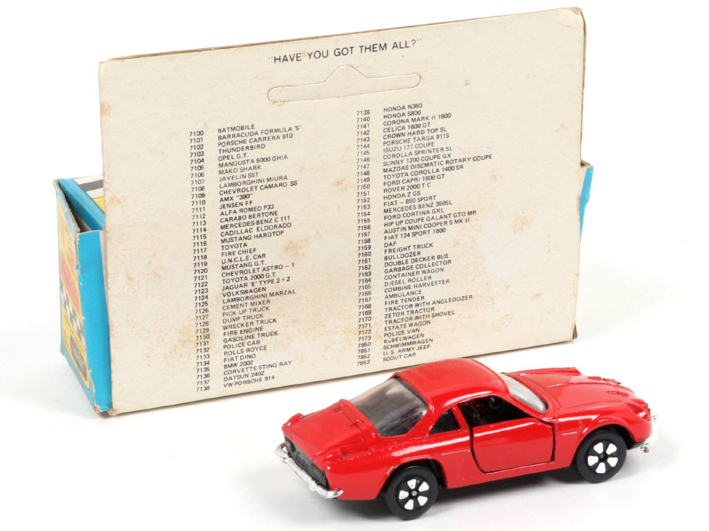 Lot 40 - PLAYART (HONG KONG) (1)