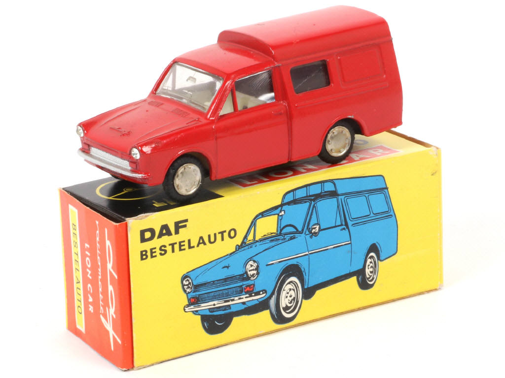 Lot 13 - LION-CAR (PAYS-BAS) (1)