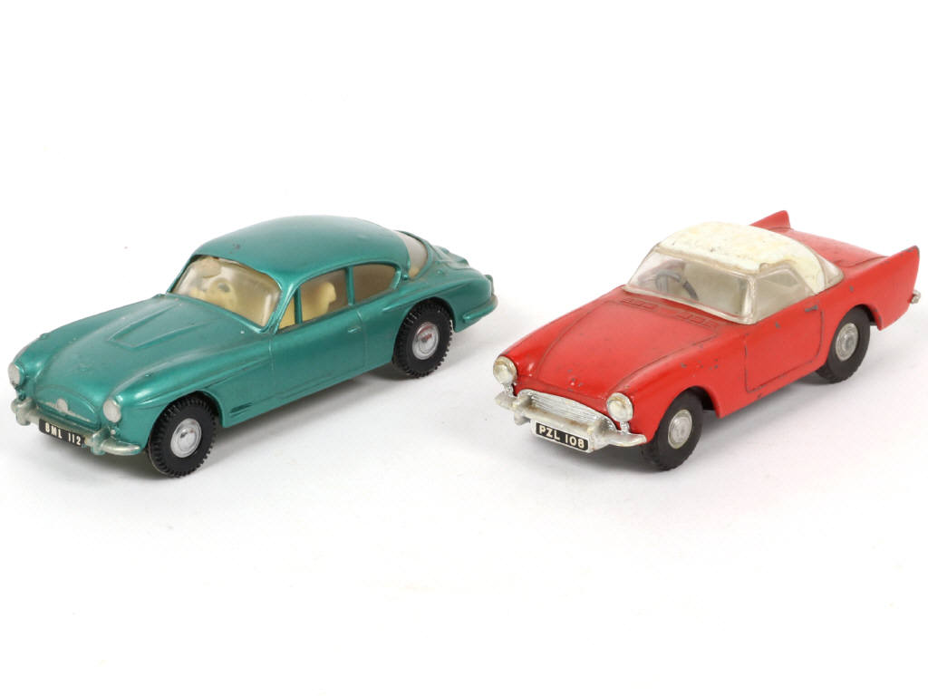 Lot 54 - SPOT-ON (GB) (2)