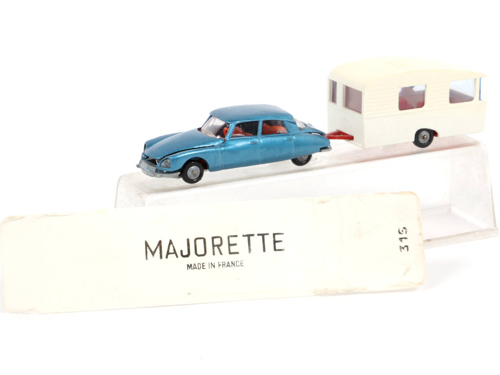 Lot 5 - MAJORETTE (FRANCE) (1)