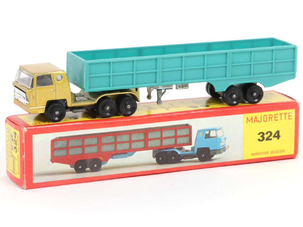 Lot 37 - MAJORETTE (FRANCE) (1)