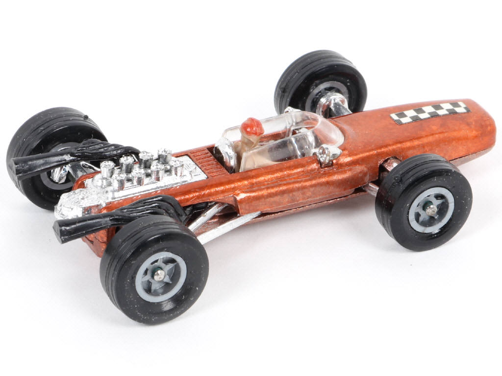 Lot 56 - MAJORETTE (FRANCE) (1)