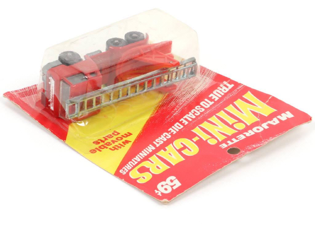 Lot 63 - MAJORETTE (FRANCE) (1)