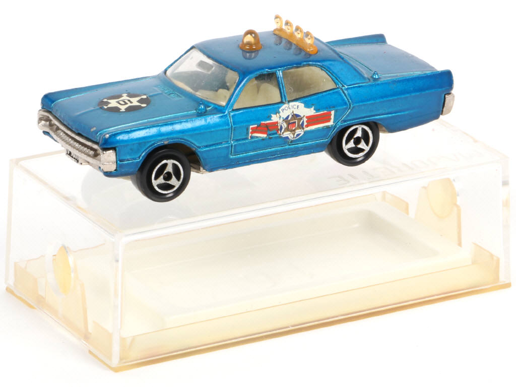 Lot 69 - MAJORETTE (FRANCE) (1)