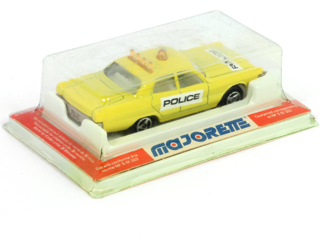 Lot 70 - MAJORETTE (FRANCE) (1)