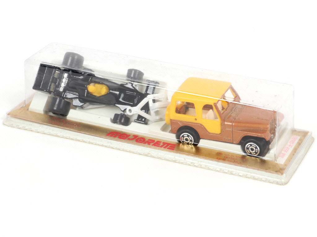 Lot 93 - MAJORETTE (FRANCE) (1)