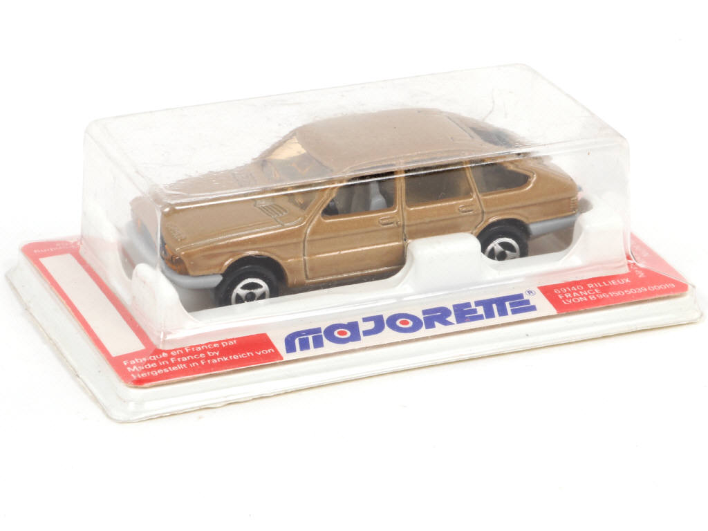 Lot 98 - MAJORETTE (FRANCE) (1)