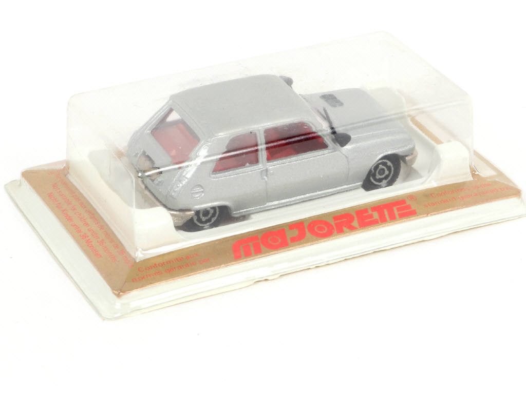 Lot 111 - MAJORETTE (FRANCE) (1)