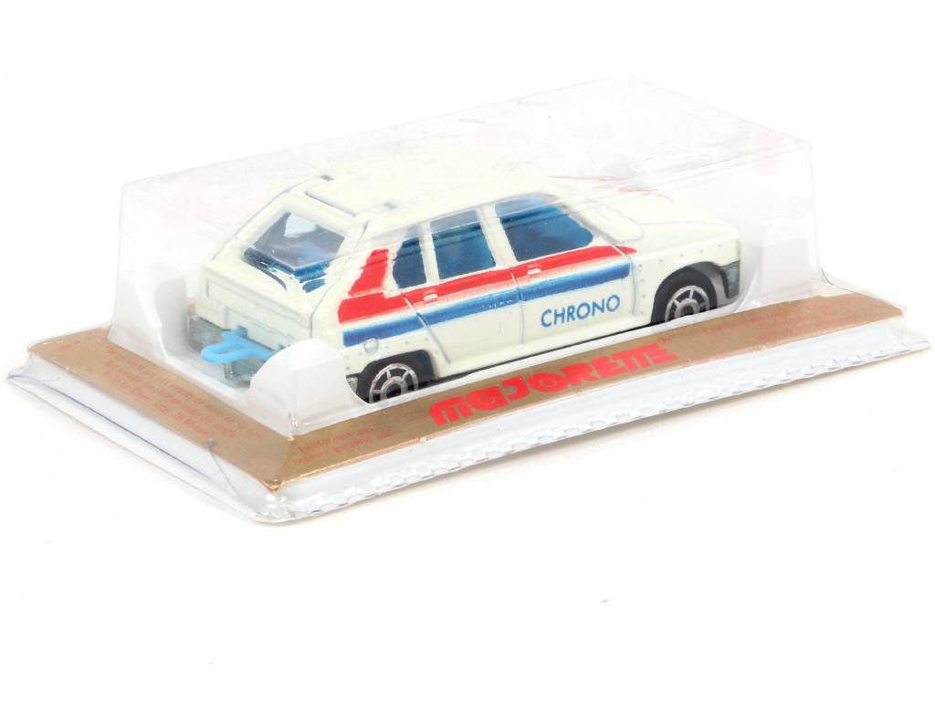 Lot 126 - MAJORETTE (FRANCE) (1)