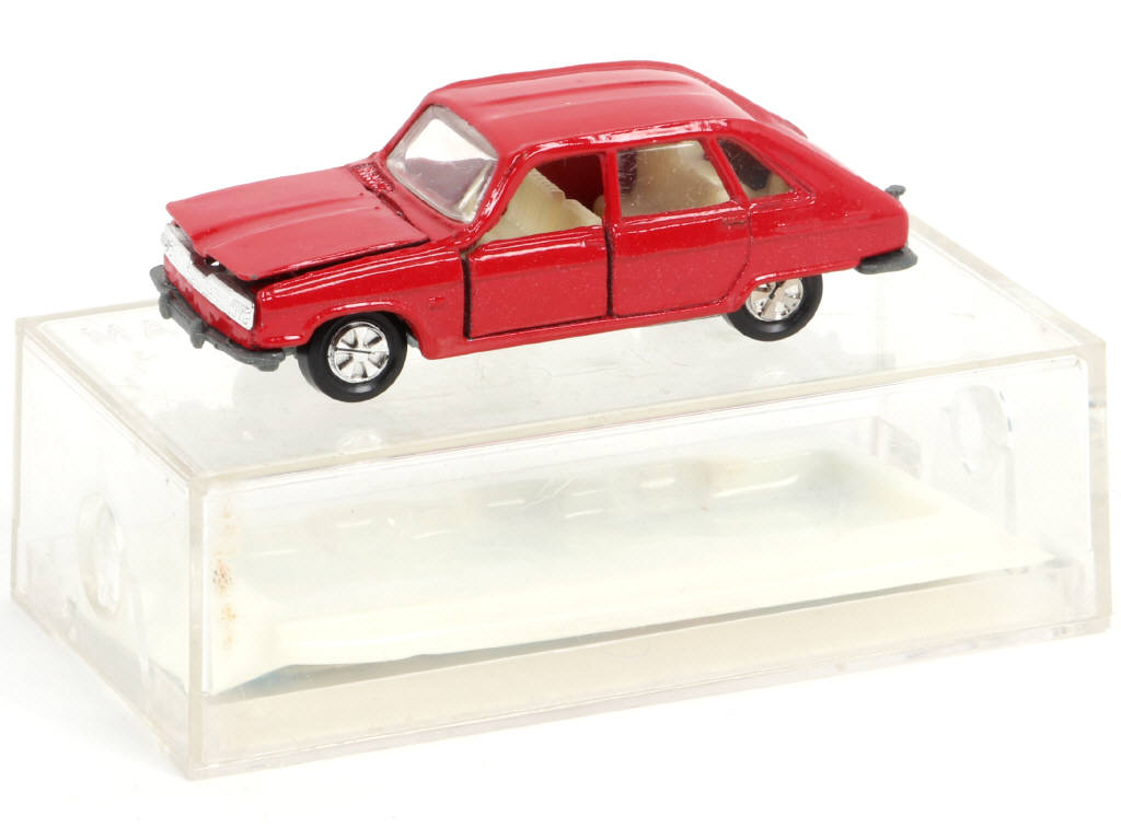 Lot 131 - MAJORETTE (FRANCE) (1)