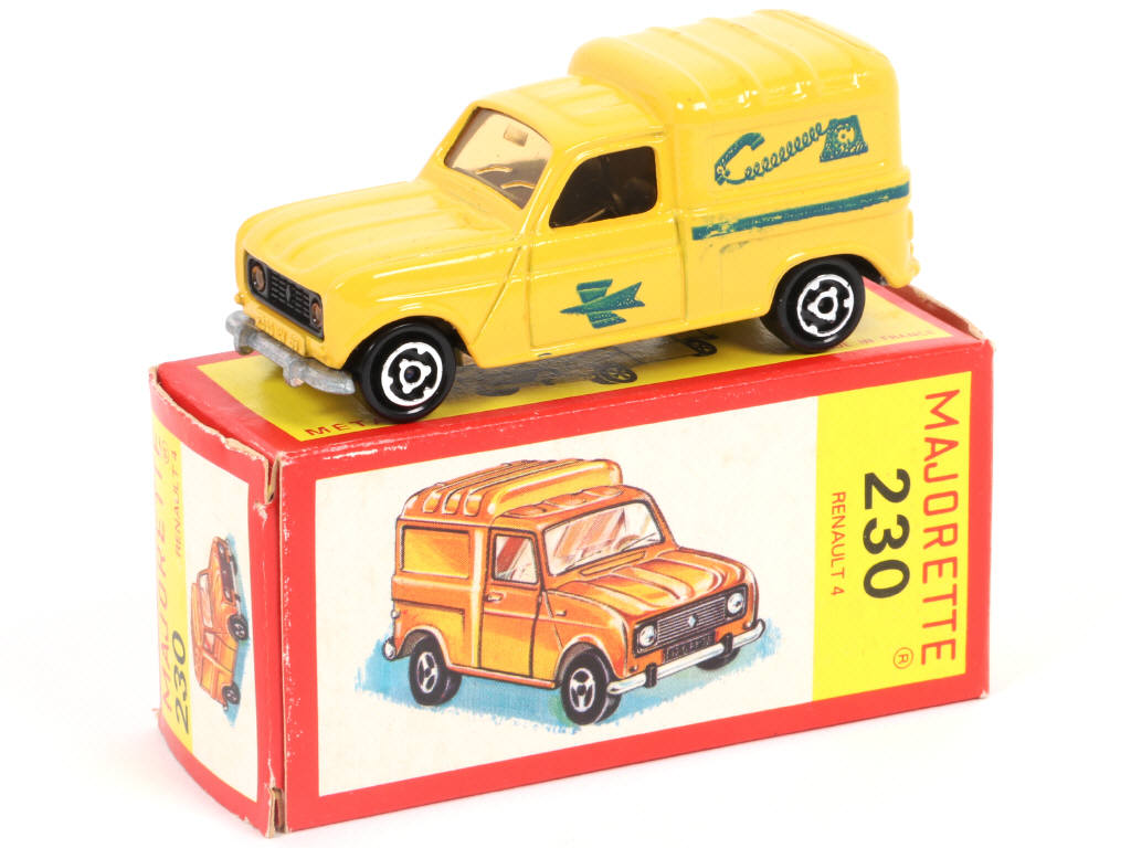 Lot 136 - MAJORETTE (FRANCE) (1)