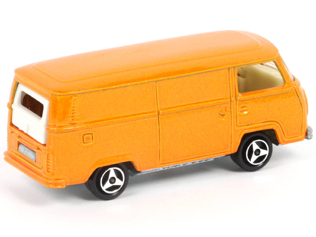 Lot 147 - MAJORETTE (FRANCE) (1)