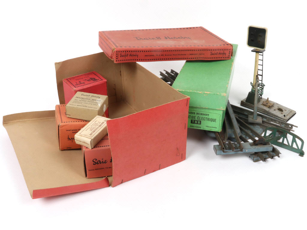 Lot 83 - DIVERS 'Ecartement O' (20)