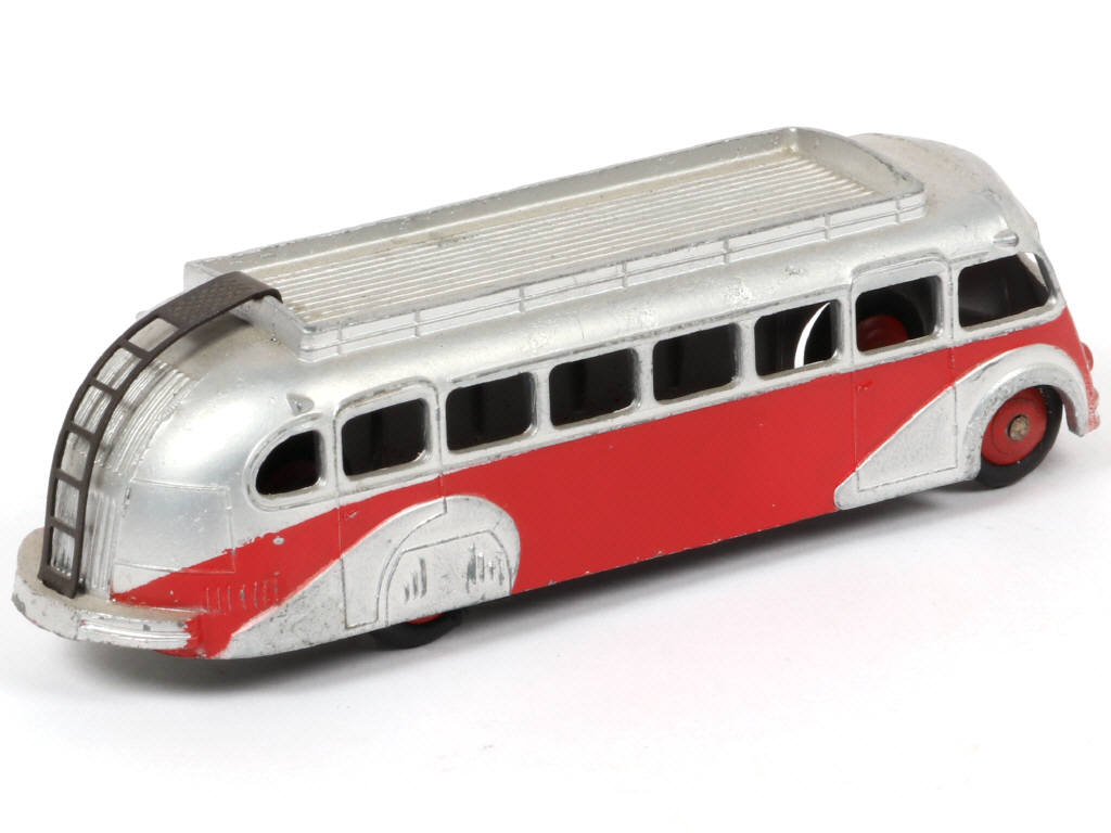 Lot 288 - DINKY TOYS (FRANCE) (1)