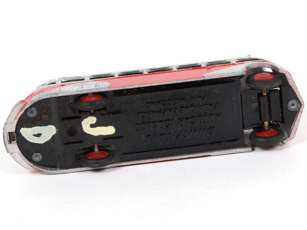 Lot 288 - DINKY TOYS (FRANCE) (1)