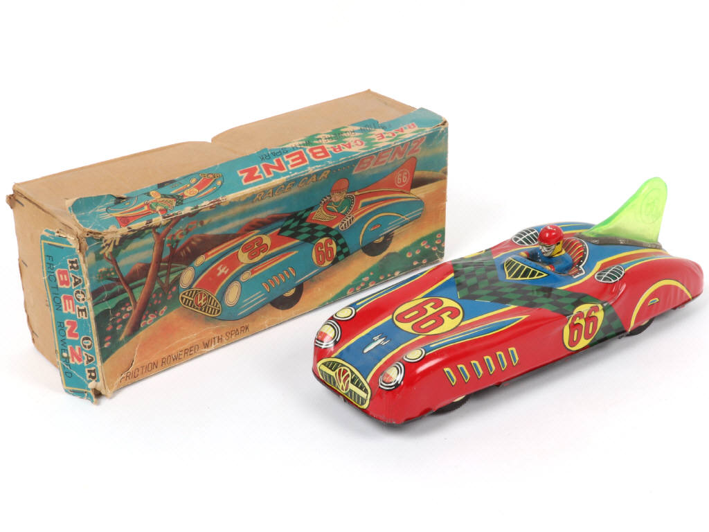 Lot 120 - DIVERS (1)