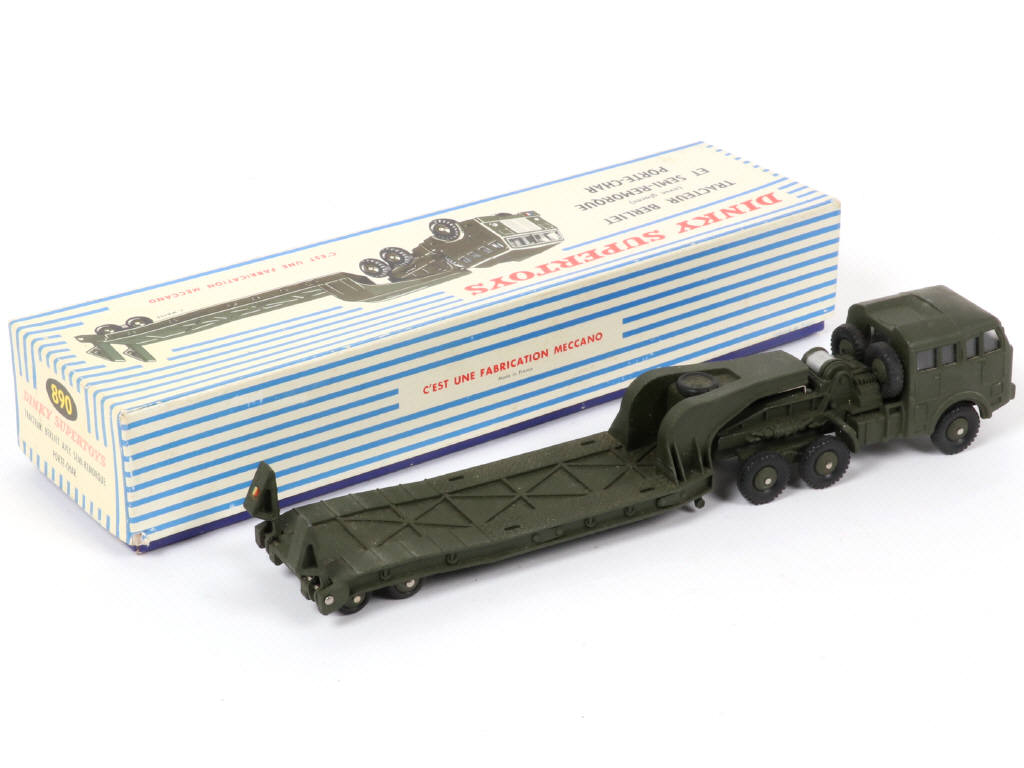 Lot 293 - DINKY TOYS (FRANCE) (1)